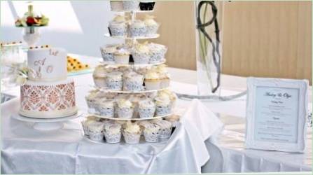 Esküvői torta süteményekkel: eredeti ötletek és tippek a kiválasztáshoz