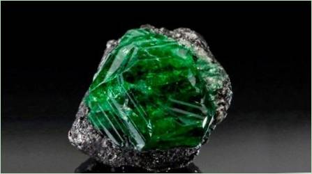 Minden tsavorite