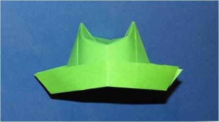 Opciók az origami összecsukásához kalap formájában