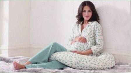Pizsamák terhes és ápolási anyák számára