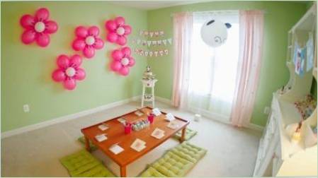 Hogyan díszítik a lány születésnapját szoba?